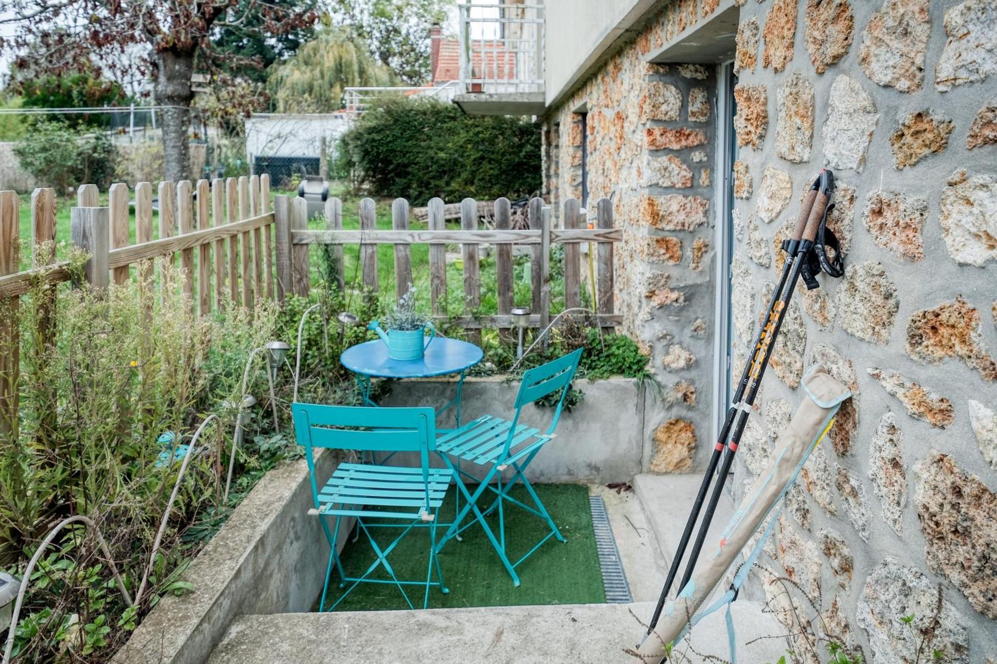 Studios De L'Etang Du Perray Le Perray-en-Yvelines Room photo